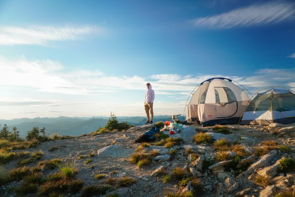 Welche nachhaltigen Verpackungsoptionen sind für Camping geeignet?